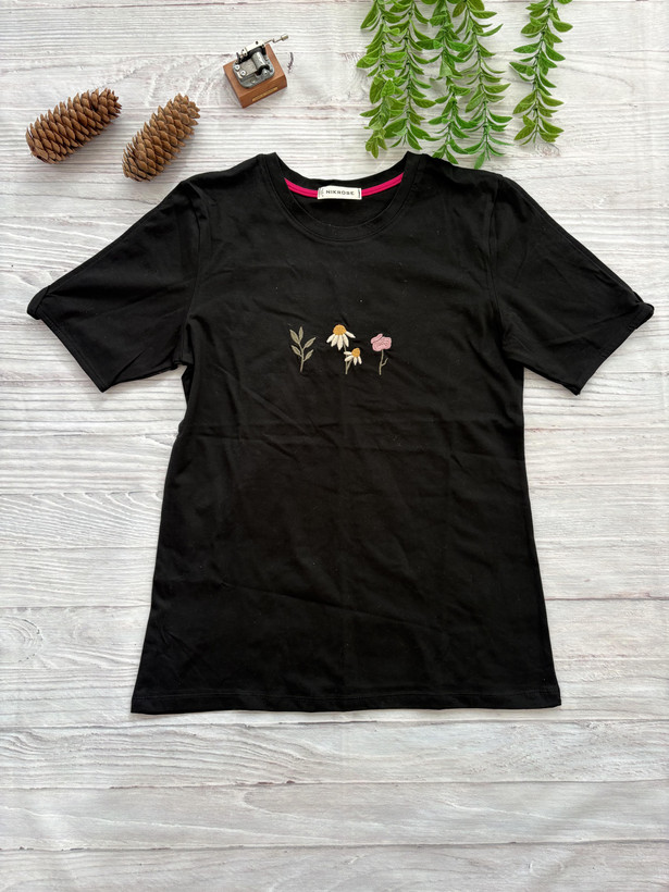 تیشرت زنانه گلدوزی آستین چاکدار جنس نخ و پنبه