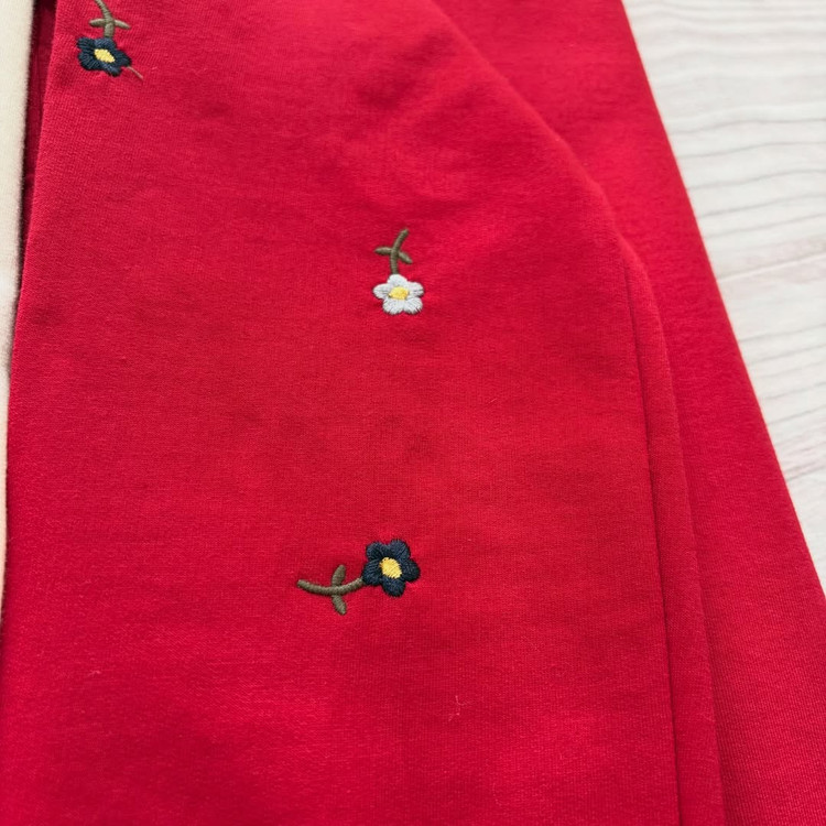 دورس زنانه آستین بلند گلدوزی با سرشانه گیپور جنس نخ و پنبه فری سایز 36 تا 44