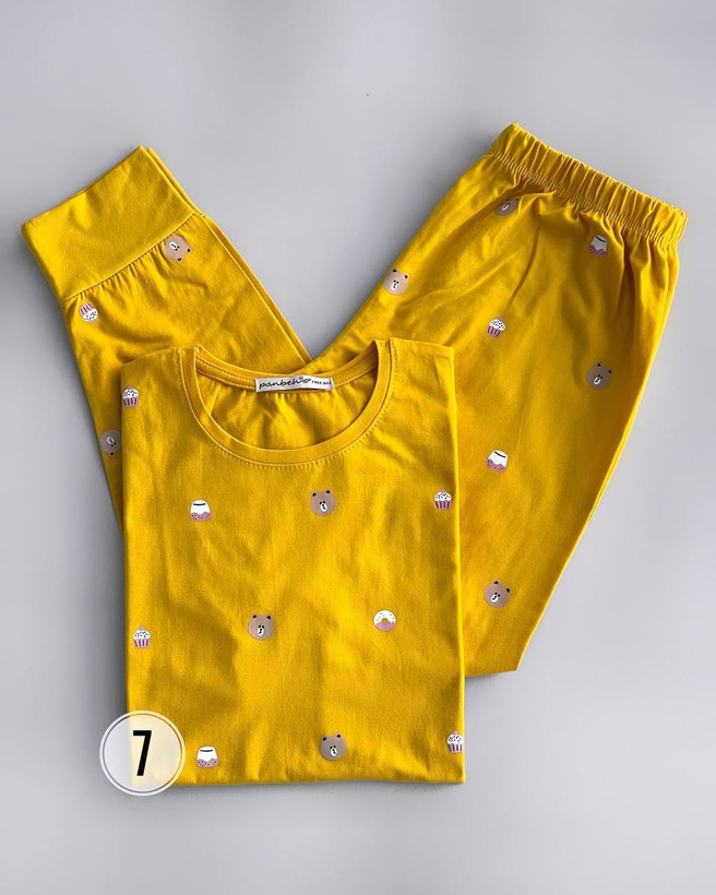 ست تیشرت و شلوار زنانه نخ و پنبه اعلا، لباس راحتی زنانه، لباس خانگی، تیشرت شلوار نخی، ست اسپرت زنانه، لباس راحت و سبک، خنک و تنفسپذیر، سایز 36 تا 42، دوخت باکیفیت، مناسب منزل و استفاده روزمره