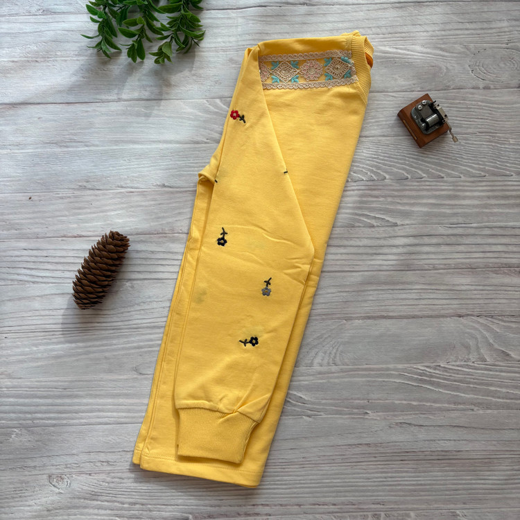 دورس زنانه آستین بلند گلدوزی با سرشانه گیپور جنس نخ و پنبه فری سایز 36 تا 44