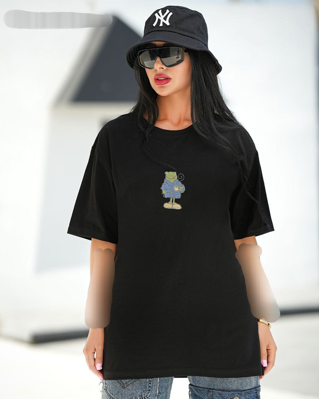 تیشرت لانگ زنانه مشکی گلدوزی قورباغه مشکی