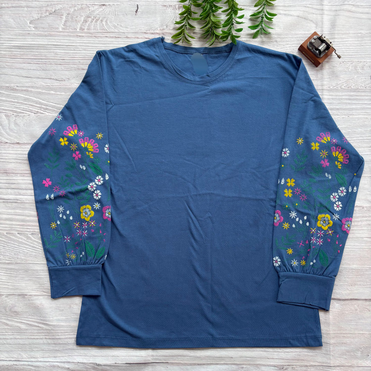 بلوز زنانه آستین بلند پفکی چاپی جنس نخ و پنبه آبی