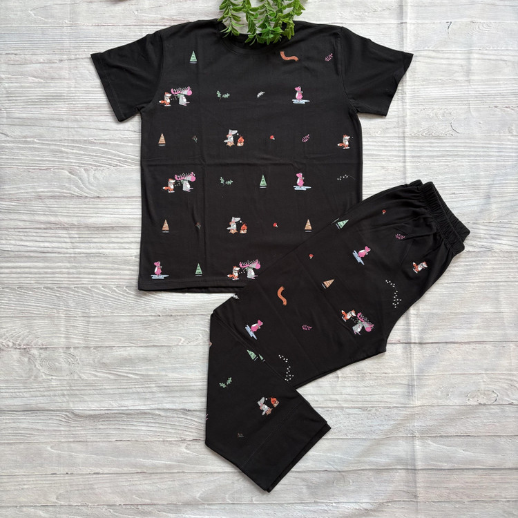 ست تیشرت شلوار زنانه طرح جنگل جنس نخ و پنبه علا فری سایز 36 تا 42 رنگ مشکی