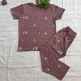 ست تیشرت شلوار زنانه طرح جنگل جنس نخ و پنبه علا فری سایز 36 تا 42 رنگ کالباسی تیره