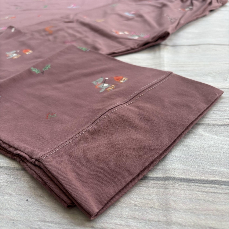 ست تیشرت شلوار زنانه طرح جنگل جنس نخ و پنبه علا فری سایز 36 تا 42 رنگ کالباسی تیره