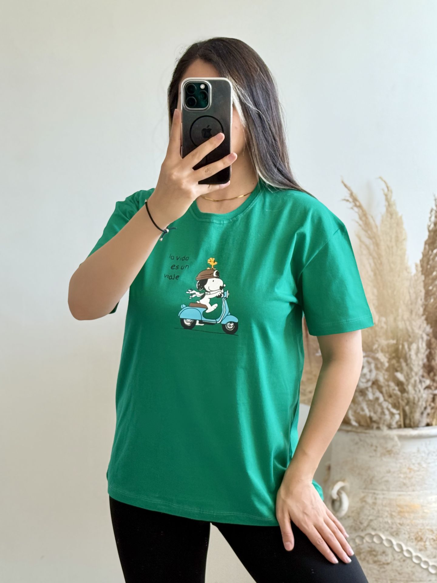 تیشرت زنانه طرح Snoopy جنس پنبه سوپر گرم بالا فری سایز سایز ۳۶ تا ۴۶ سبز